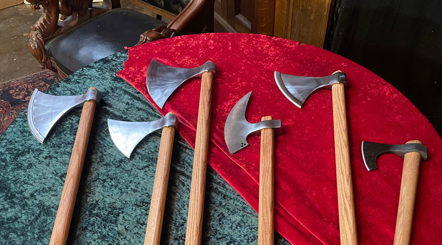 Black Friday Weekend: Merry Axemas