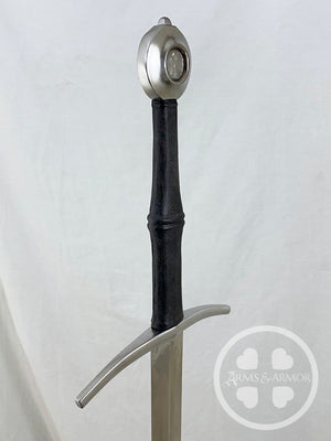Longsword Type XVIII with waisted black grip